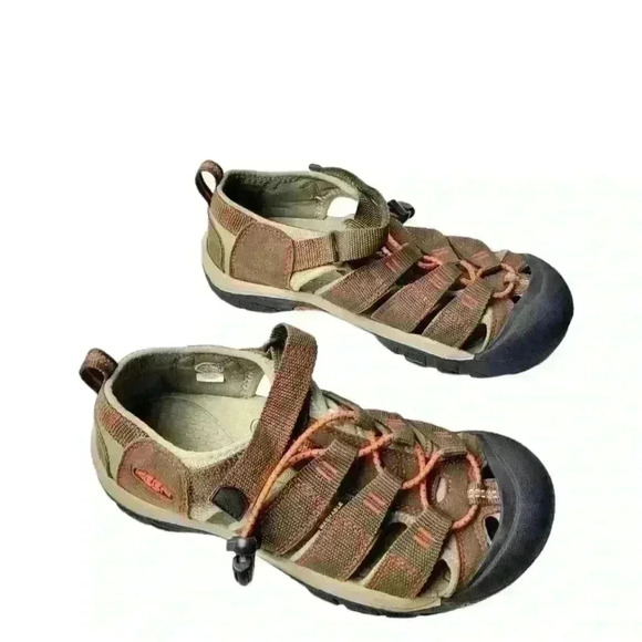 KEEN Youth Newport H2 Waterproof Hiking Sandals Sz 4 - Picture 2 of 12
